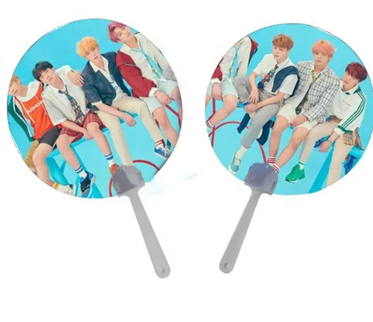Animazione 3D Lenticolare personalizzata Korea KPOP Idol Flip 3d Ventilatore a mano trasparente Tessuto Ventilatore a mano per regali Set